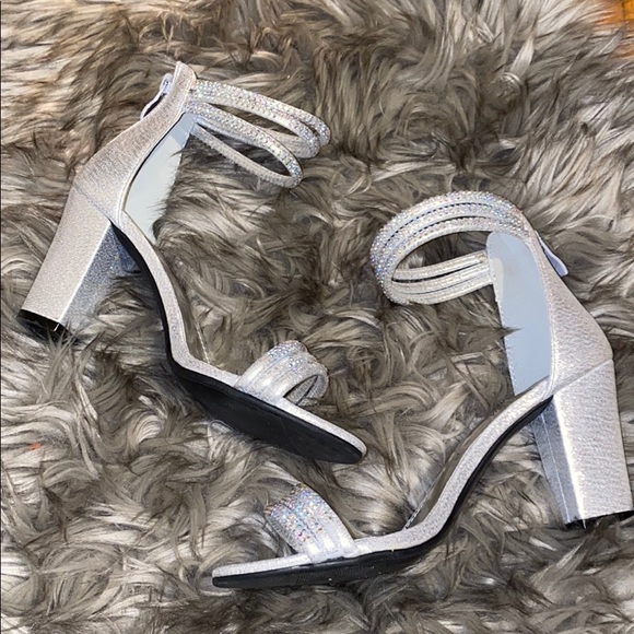 Bella Mamba Silver Shoes - Picture 4 of 6